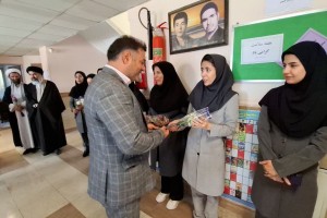 مراسم تجلیل از معلمان در هفته بزرگداشت مقام معلم در صالحیه برگزار شد