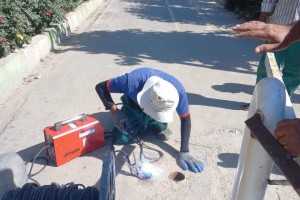 نصب موانع یو شکل در ورودی فاز اول بوستان نهج البلاغه