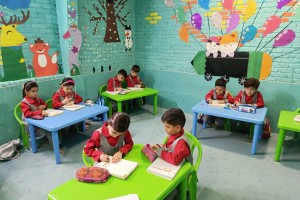 کلاس‌های مهد خلاقیت فرهنگسرای شهید صادق امامی: فضایی شاد برای پرورش خلاقیت کودکان