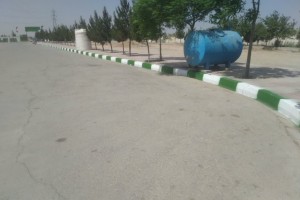 رنگ‌آمیزی و زیباسازی جداول آرامستان بهشت فاطمه (س)