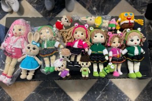 برگزاری کلاس‌های آموزش عروسک‌بافی در سرای بانوان و خانواده