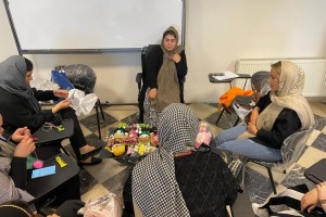 برگزاری کلاس‌های آموزش عروسک‌بافی در سرای بانوان و خانواده