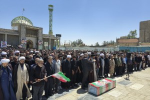 مراسم تشییع و تدفین شهید مدافع وطن "مهدی خدائی" در شهر صالحیه برگزار شد