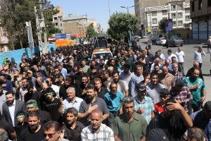 مراسم تشییع و تدفین شهید مدافع وطن "مهدی خدائی" در شهر صالحیه برگزار شد