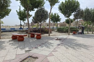  اجرای طرح رنگ‌آمیزی و شاداب‌سازی مبلمان پارکی بوستان نهج‌البلاغه