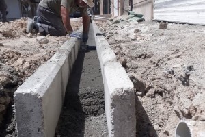  عملیات ترمیم و نوسازی جداول فرسوده کوچه میلان پنجم انجام شد