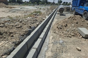 ادامه عملیات جدول‌گذاری و احداث نهر در گذر عرفان سوم