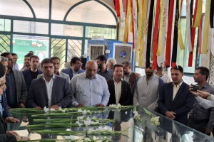 تجدید میثاق مسئولان بهارستان با آرمان‌های شهدا در هفته دولت