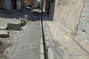 اجرای عملیات تخریب و نوسازی جداول انهار کوچه گلستان هشتم