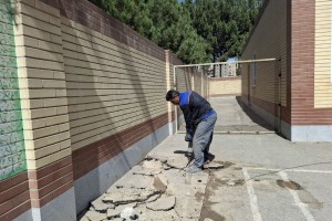 ساخت باغچه در مدرسه نورالزهرا(س)؛ گامی در راستای زیباسازی محیط آموزشی  