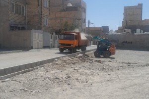 پاکسازی و جمع‌آوری نخاله‌های موجود در حاشیه کمربندی شهدای خدمت و شهید مهدی خدائی  