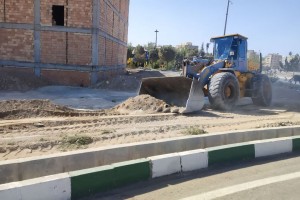 پاکسازی و جمع‌آوری نخاله‌های موجود در حاشیه کمربندی شهدای خدمت و شهید مهدی خدائی  