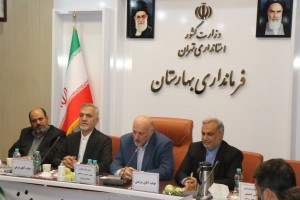 برگزاری آیین تکریم و معارفه سرپرست فرمانداری شهرستان بهارستان