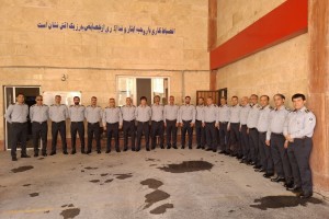 به احترام قهرمانان خاموش؛ اهدای گل به آتشنشانان شهر صالحیه