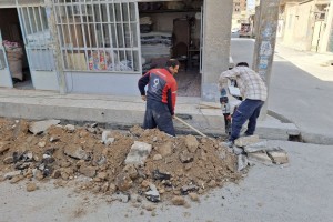 آغاز عملیات تخریب و نوسازی نهر کوچه فروردین دوم با جداول تولید کارگاه امانی  