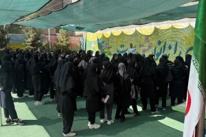  آموزش ایمنی و کار با خاموش‌کننده‌های دستی در مدارس توسط آتش‌نشانی شهرداری صالحیه