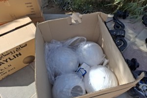 ساماندهی و مرمت چراغ‌های روشنایی پیاده‌رو خیابان ولیعصر(عج)