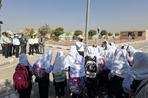 برگزاری اردوی آموزش مقررات و تابلوهای راهنمایی و رانندگی ویژه دانش‌آموزان همیار پلیس در صالحیه