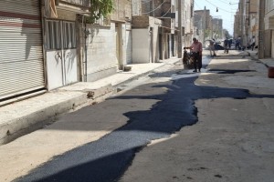 عملیات ترمیم و لکه‌گیری نوار حفاری کوچه میلان 24  