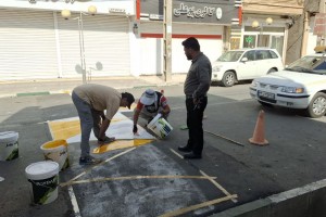 رنگ‌آمیزی سرعت‌گیرها و نصب علائم هشدار دهنده در معابر اصلی صالحیه