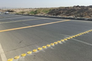 رنگ‌آمیزی سرعت‌گیرها و نصب علائم هشدار دهنده در معابر اصلی صالحیه