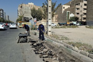 ترمیم و بازسازی جداول کناری خیابان ولیعصر(عج)