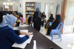 اجرای طرح رایگان بینایی‌سنجی کودکان همراه با خدمات سلامت مادران در پارک بانوان ریحانه  