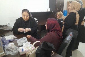 اجرای طرح رایگان بینایی‌سنجی کودکان همراه با خدمات سلامت مادران در پارک بانوان ریحانه  