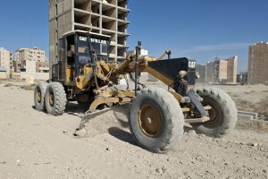 با هدف آماده‌سازی مسیر برای اجرای بتن غلتکی (RCC) انجام شد