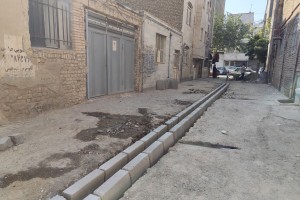نوسازی جداول کوچه بوستان پنجم در دستور کار واحد عمران شهرداری صالحیه قرار گرفت