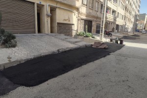 لکه‌گیری آسفالت کوچه پامچال یکم با هدف ارتقای کیفیت عبور و مرور انجام شد  