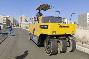 هموارسازی انتهای خیابان پانزده‌متری دوم (صبا) با استفاده از بتن RCC