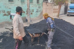 اجرای عملیات لکه‌گیری و ترمیم آسفالت کوچه بوستان هشتم  