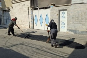 ترمیم نقاط فرسوده و لکه‌گیری آسفالت در کوچه بوستان هشتم آغاز شد  