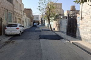 ترمیم نقاط فرسوده و لکه‌گیری آسفالت در کوچه بوستان هشتم آغاز شد  