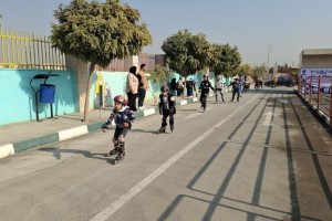 رقابت پرشور دانش‌آموزان در المپیاد اسکیت شهر صالحیه