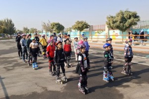 رقابت پرشور دانش‌آموزان در المپیاد اسکیت شهر صالحیه