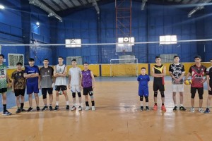 نبرد بلندقامتان شهر صالحیه؛ تیم «شهید باکری» قهرمان المپیاد والیبال دانش‌آموزی شد