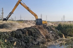 لایروبی کانال نواب در انتهای خیابان ولیعصر(عج)، گامی در تقویت نظام دفع آب‌های سطحی شهر