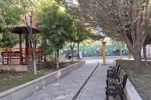 بازپیرایی و بازسازی کامل تجهیزات ورزشی و مبلمان پارک بانوان ریحانه