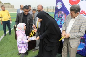  پایان ده روز شور و نشاط ورزشی؛ تیم «آرمان» فاتح المپیاد دانش‌آموزی فوتبال صالحیه شد