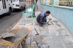 زیرسازی نوار حفاری خیابان امام سجاد (ع) جهت ترمیم و لکه‌گیری