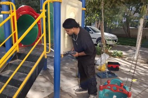 ساماندهی و نوسازی کامل وسایل بازی کودکان در پارک بانوان ریحانه