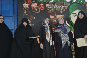 طنین صدای «بانوان مقاومت» در صالحیه؛ ترسیم الگوی جهانی زن مسلمان