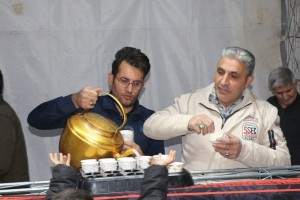 برپایی موکب پذیرایی و ایستگاه صلواتی شهرداری صالحیه در ایام فاطمیه