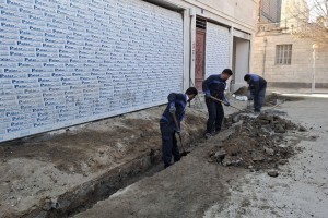  آغاز عملیات ترمیم جداول در کوچه فروردین یکم