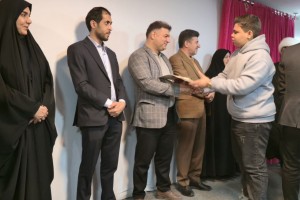  تقدیر از پرچمداران جهاد و خدمت؛ آیین تجلیل از بسیجیان نمونه شهر صالحیه برگزار شد