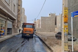 اجرای عملیات مکانیزه آسفالت در کوچه &laquo;شهدای گمنام ششم&raquo;&nbsp; 