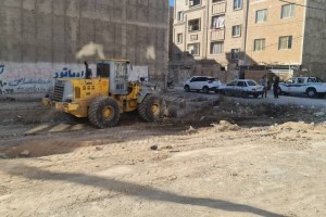  پاکسازی و جمع آوری نخاله های موجود در شهرک امام علی (ع)