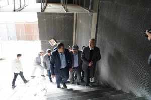 بازدید مدیرکل بازرسی استانداری تهران و فرماندار بهارستان از روند اجرای پروژه سالن اجلاس